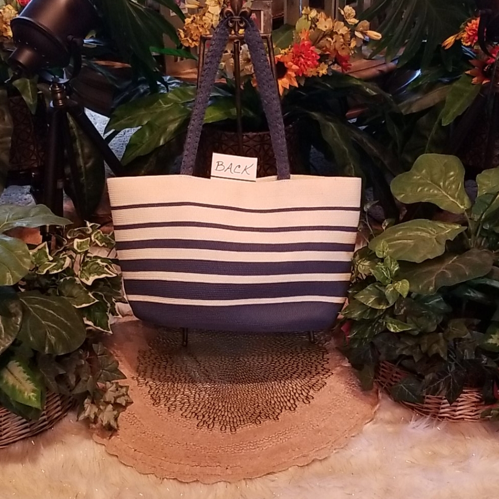 Liz Claiborne Striped Tote Bag - Picture 3 of 13